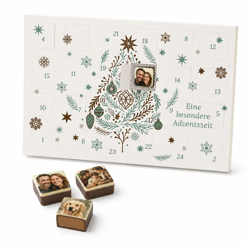 Adventskalender mit quadratischen Foto-Nougatpralinen.